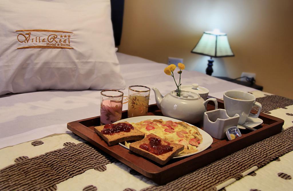 Villa Real Hotel & Suites Chiclayo Room photo